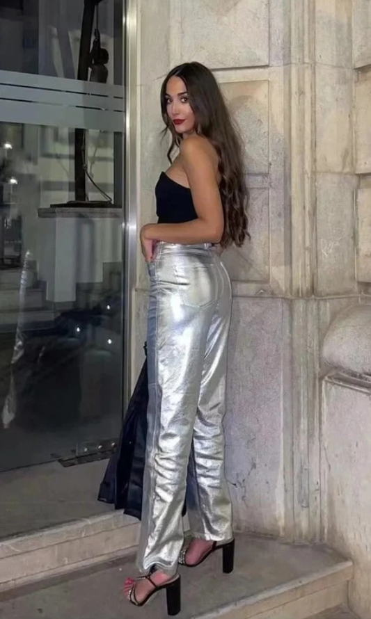 Lustra – Glänsande högmidjade byxor för damer