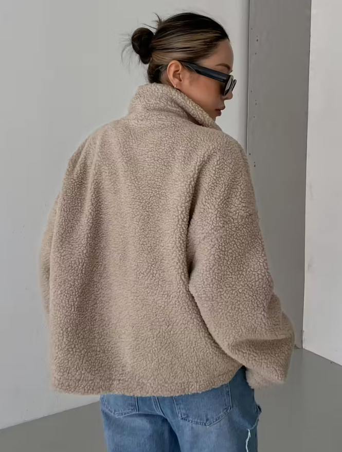 Tassina – Oversize Teddyjacka dam