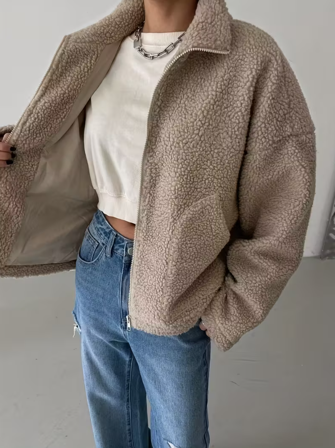 Tassina – Oversize Teddyjacka dam